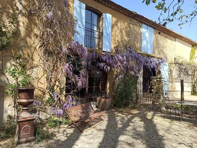 Mas - 385 m² - 11 pièces