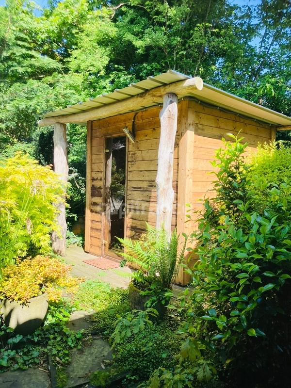 Maison de bois - 140 m² - 9 pièces