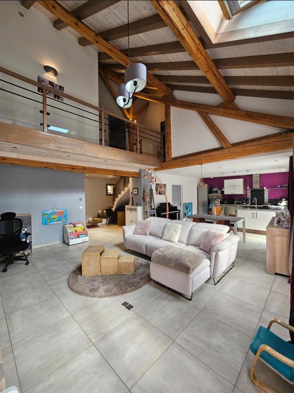 Maison - 149 m² - 5 pièces