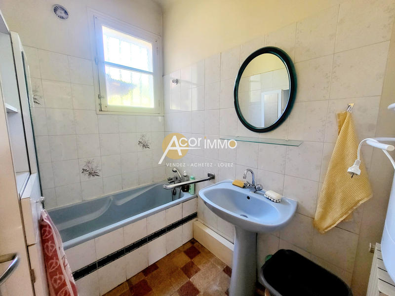 Maison - 95 m² - 5 pièces