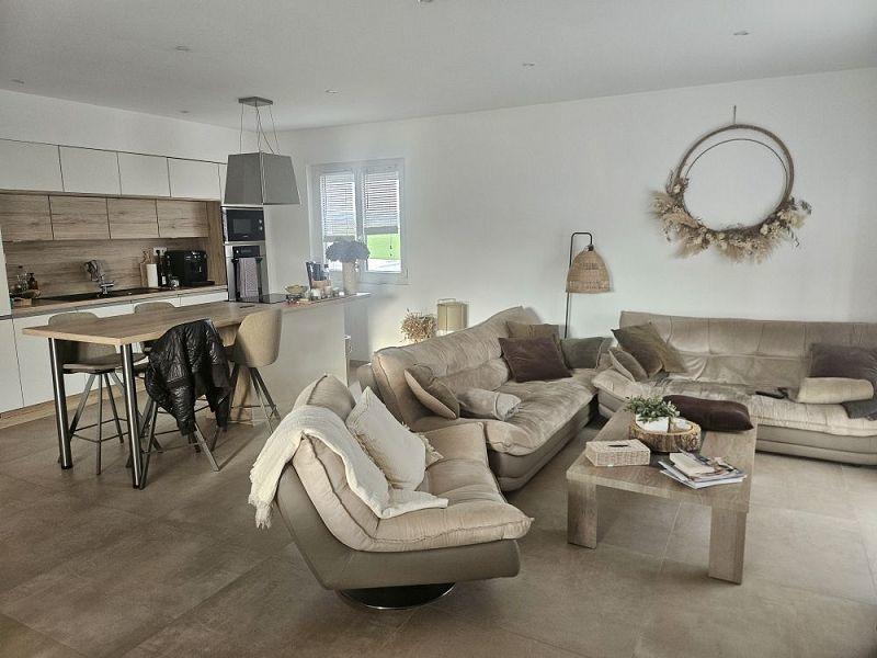 Maison traditionnelle - 120 m² - 5 pièces