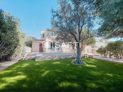 Maison - 138 m² - 5 pièces