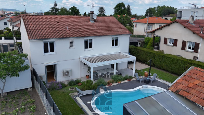 Maison - 155 m² - 7 pièces