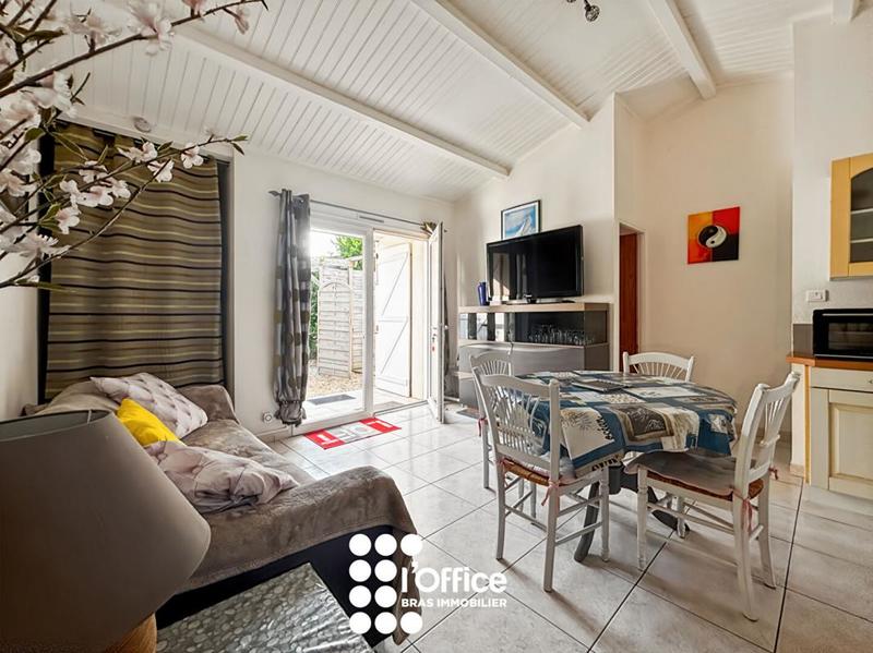 Maison - 193 m² - 12 pièces