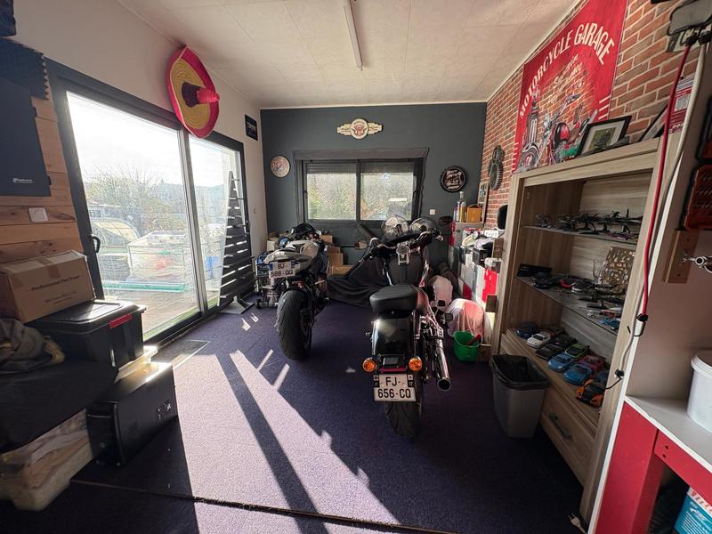 Maison - 192 m² - 7 pièces