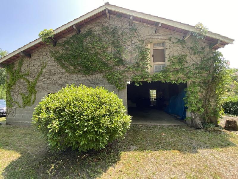 Maison en pierre - 280 m² - 7 pièces