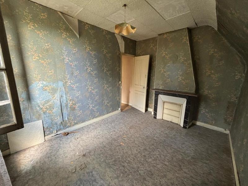 Maison - 231 m² - 8 pièces