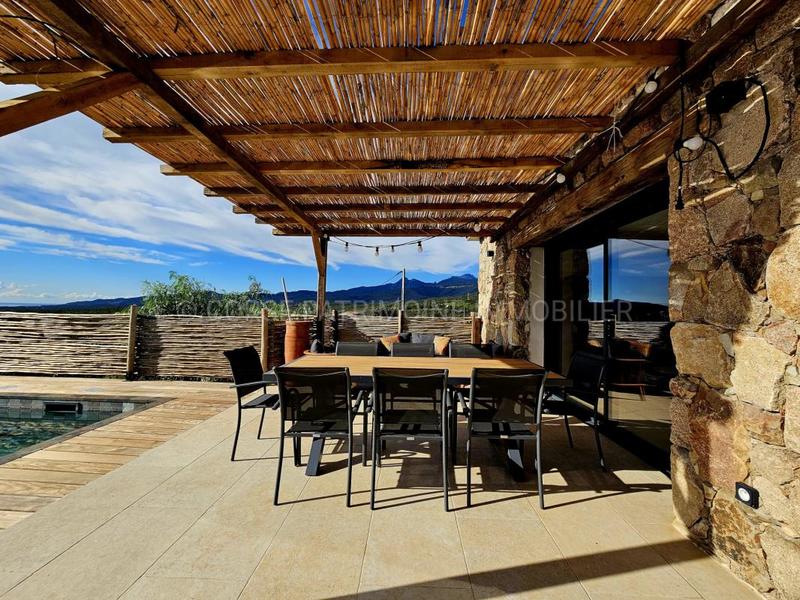 Villa - 136 m² - 4 pièces