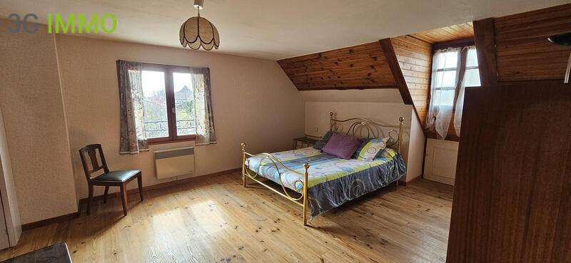 Maison - 143 m² - 5 pièces