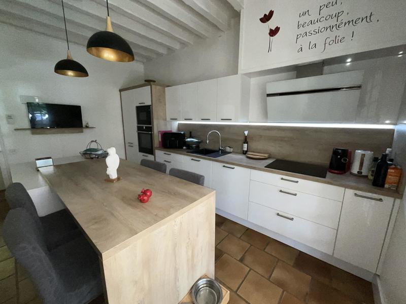 Maison - 185 m² - 6 pièces