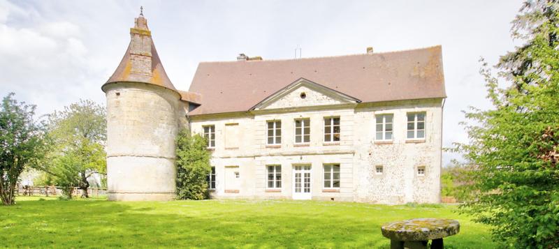 Château - 315 m² - 14 pièces