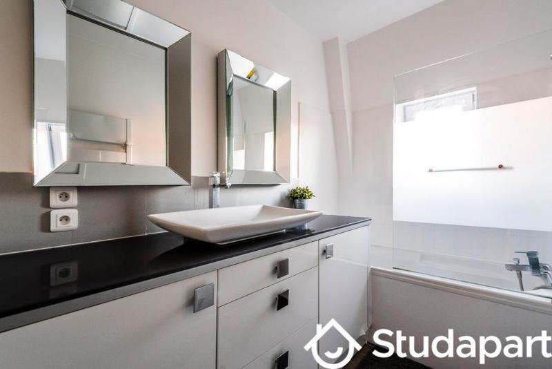 Appartement - 80 m² - 4 pièces