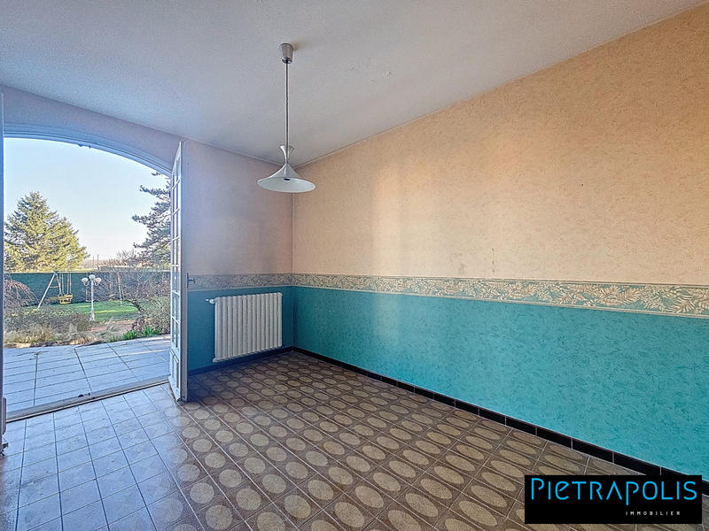 Maison traditionnelle - 220 m² - 7 pièces