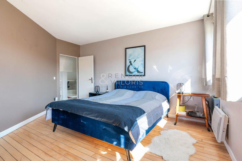 Appartement - 147 m² - 6 pièces