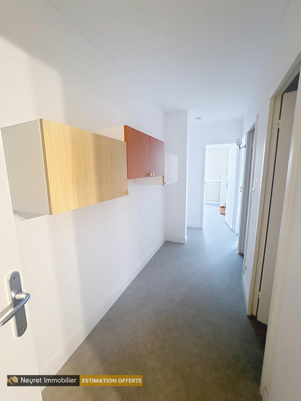 Appartement - 102 m² - 5 pièces