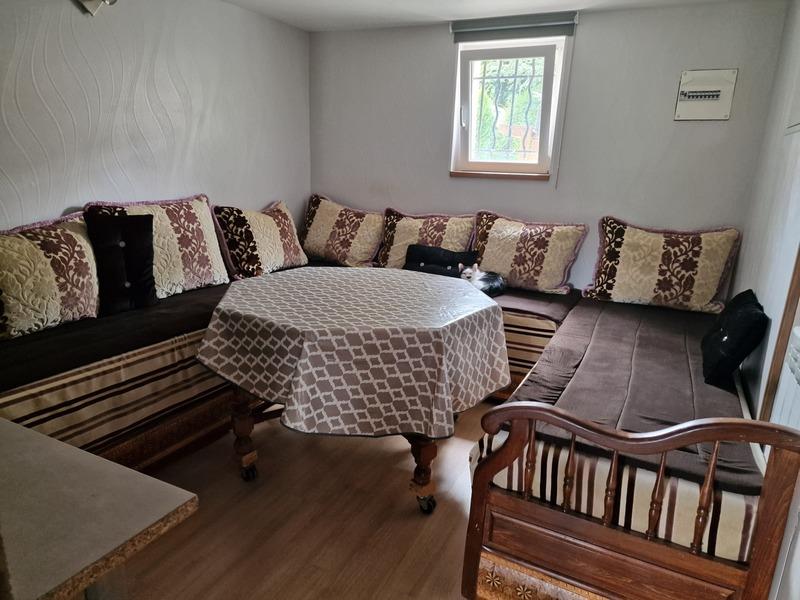 Maison - 180 m² - 8 pièces