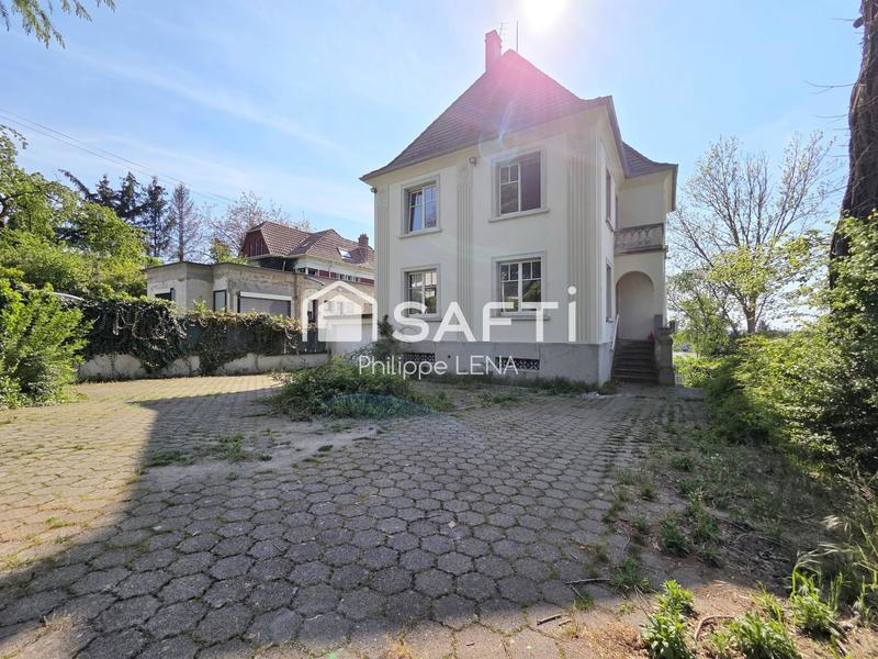 Maison de maîtres - 200 m² - 7 pièces