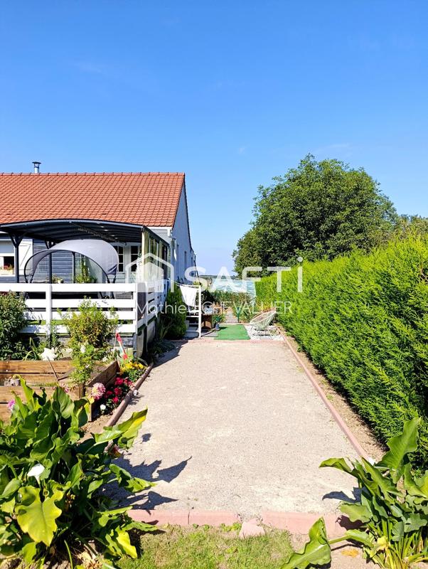 Maison - 168 m² - 8 pièces