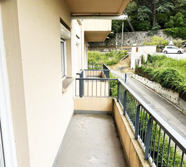 Appartement - 103 m² - 5 pièces