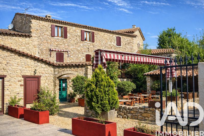 Maison - 480 m² - 15 pièces