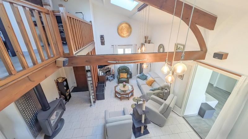 Maison - 160 m² - 8 pièces