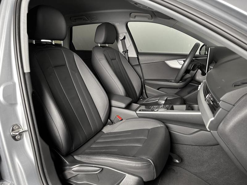 Audi A4 Avant 30 Tdi 136ch s-Tronic Mhev Virtual Cockpit Cuir Chauf Gps Regul Full Led 136 Ch 1°Main