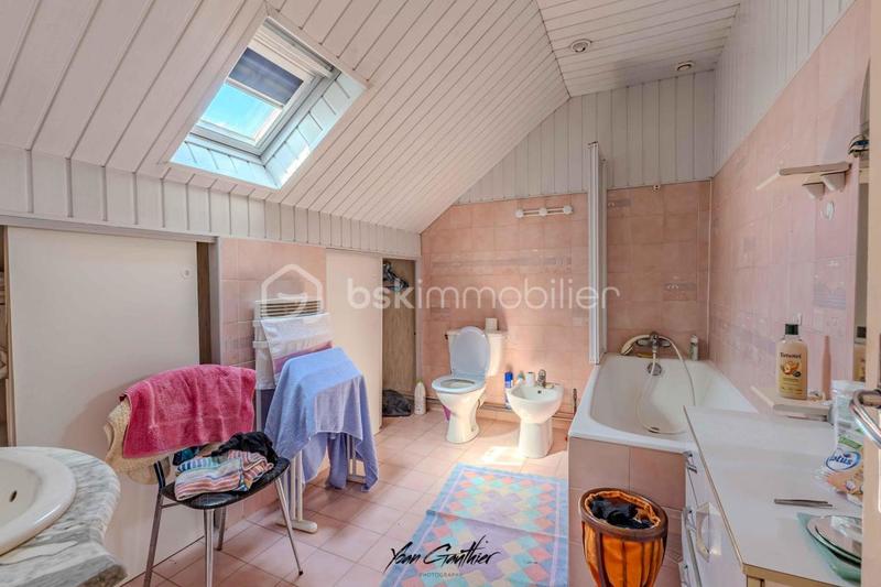 Maison - 140 m² - 5 pièces