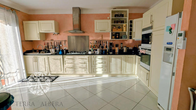 Villa - 154 m² - 5 pièces