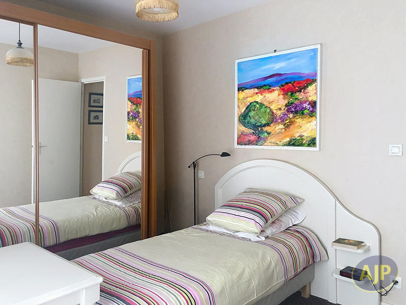 Maison - 137 m² - 6 pièces