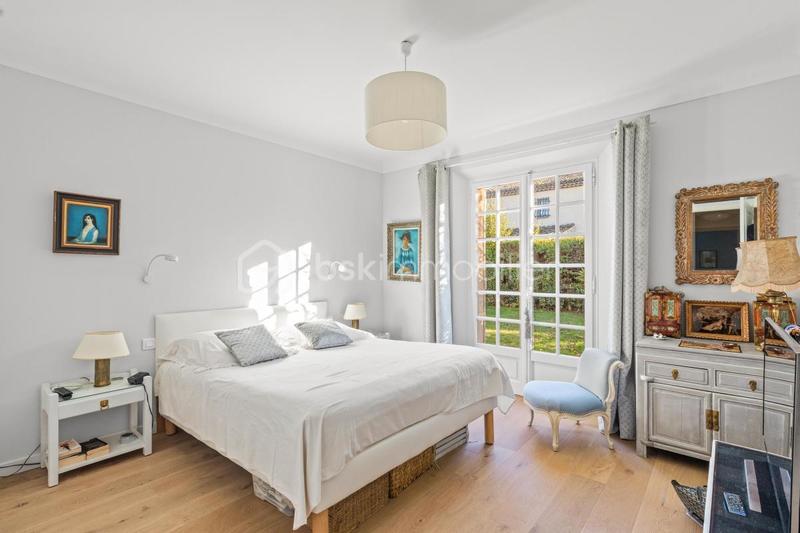 Villa - 170 m² - 5 pièces