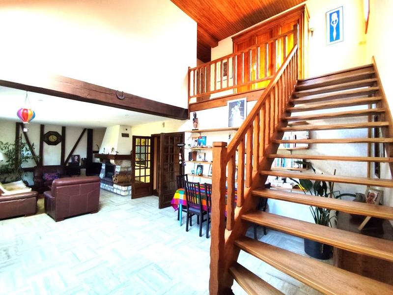 Pavillon - 150 m² - 5 pièces