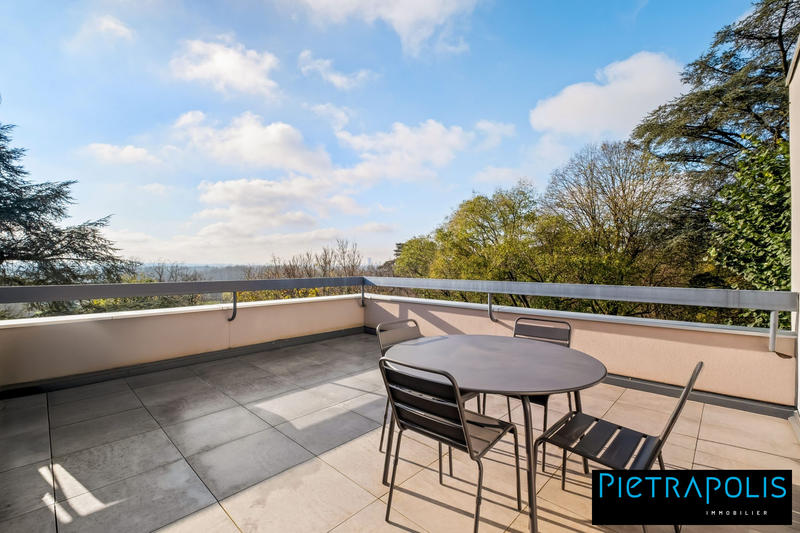 Appartement - 109 m² - 4 pièces