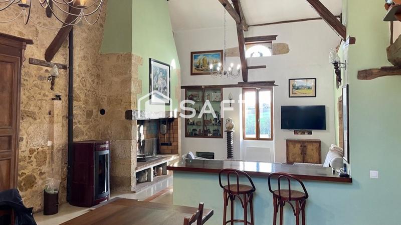 Maison - 218 m² - 5 pièces