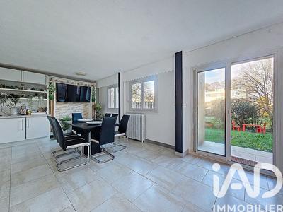 Duplex - 92 m² - 4 pièces