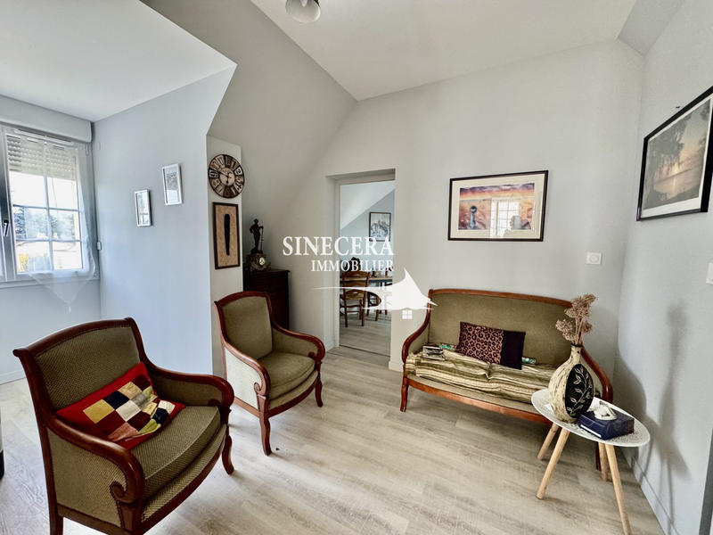 Maison traditionnelle - 181 m² - 7 pièces