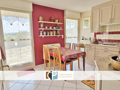 Appartement - 120 m² - 5 pièces