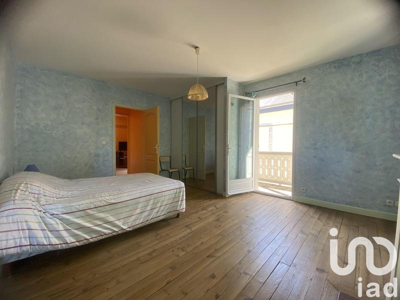 Maison - 153 m² - 9 pièces