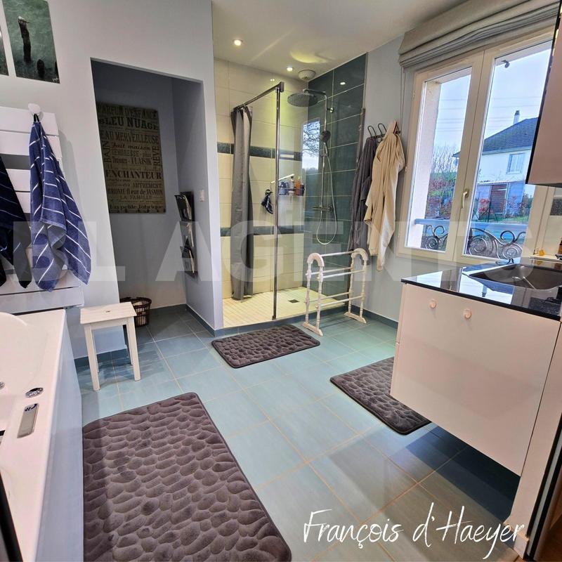 Maison contemporaine - 147 m² - 4 pièces