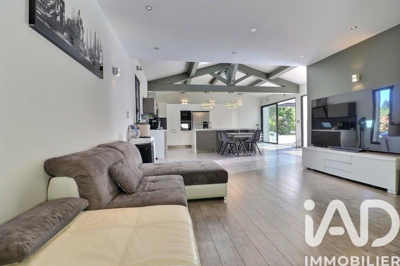 Maison - 135 m² - 5 pièces