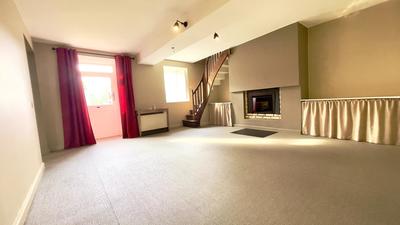 Maison de ville - 253 m² - 6 pièces