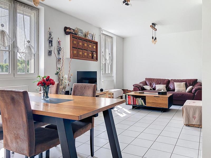 Maison - 107 m² - 4 pièces