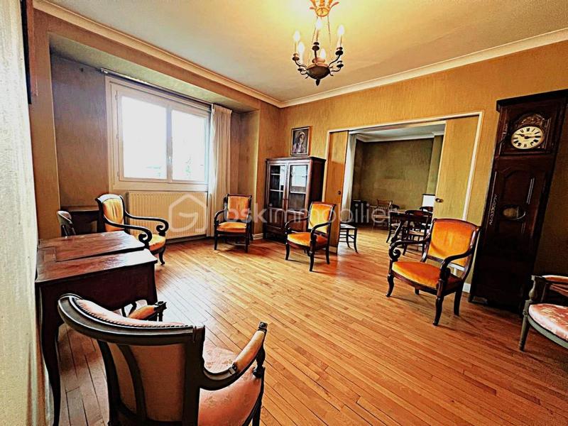 Appartement - 99 m² - 5 pièces