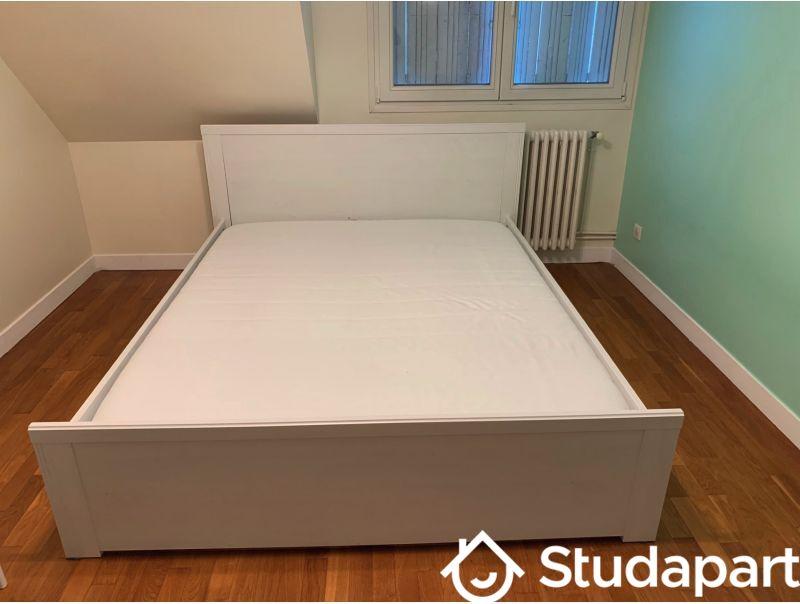 Chambre - 57 m² - 1 pièce