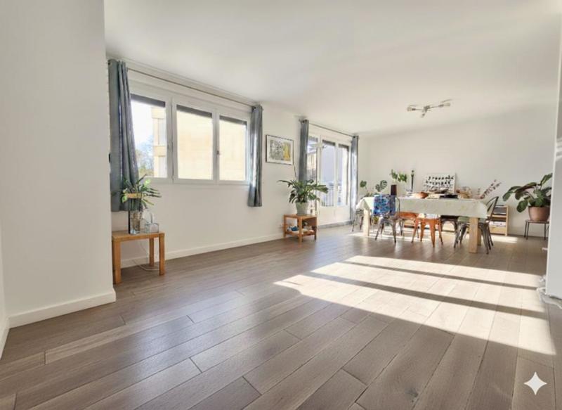 Duplex - 122 m² - 4 pièces