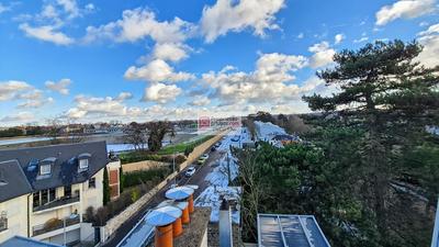 Appartement - 127 m² - 6 pièces