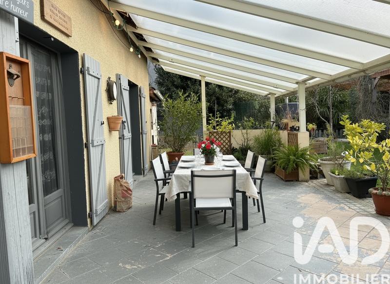 Maison de village - 160 m² - 9 pièces