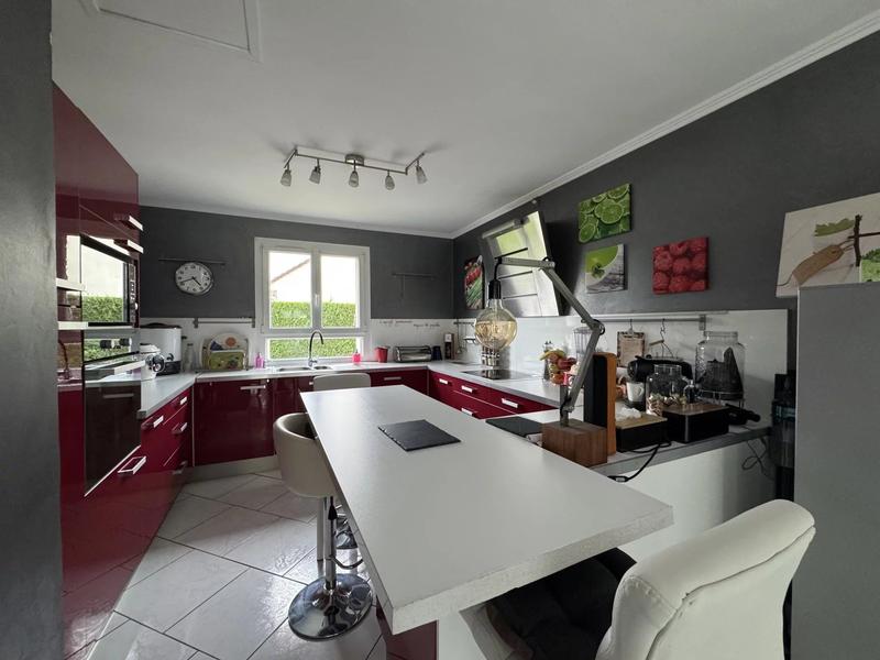 Maison - 91 m² - 4 pièces