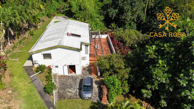 Maison traditionnelle - 107 m² - 5 pièces