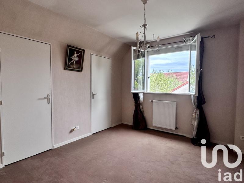 Maison - 255 m² - 8 pièces