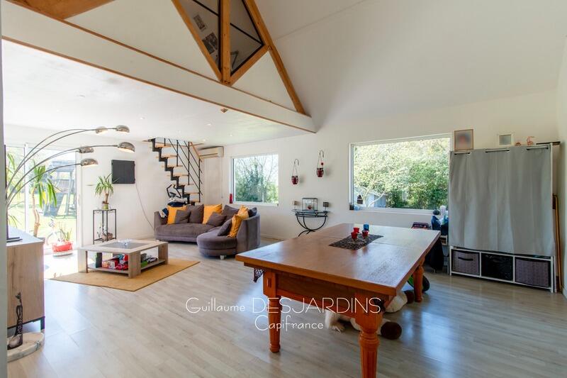 Maison - 170 m² - 9 pièces